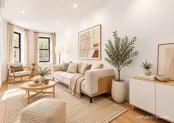 Living room, photo 1