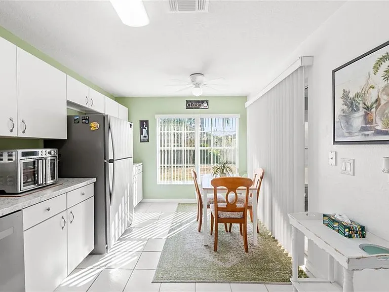 221 Prather Dr — Photo 11