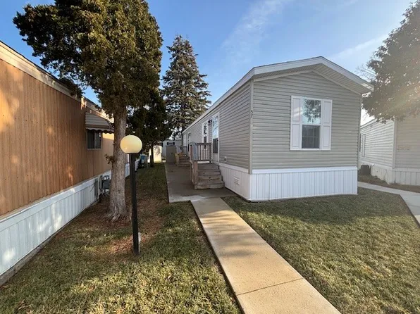 57 3rd St, Dearborn Heights, MI 48127