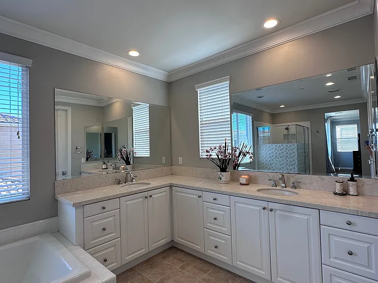 14805 Apricot Ln — Photo 2
