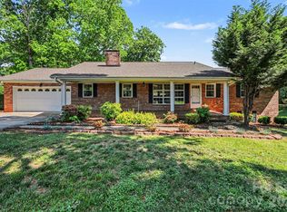 2115 Candlewood Dr NW, Concord, NC 28027
