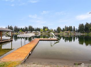 2403 185th Ave E, Lake Tapps, WA 98391