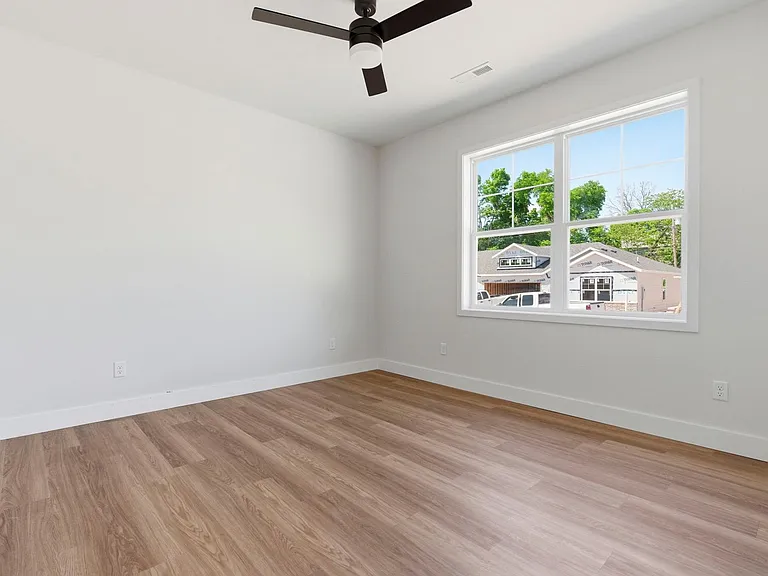 4423 S Reed Ave — Photo 47