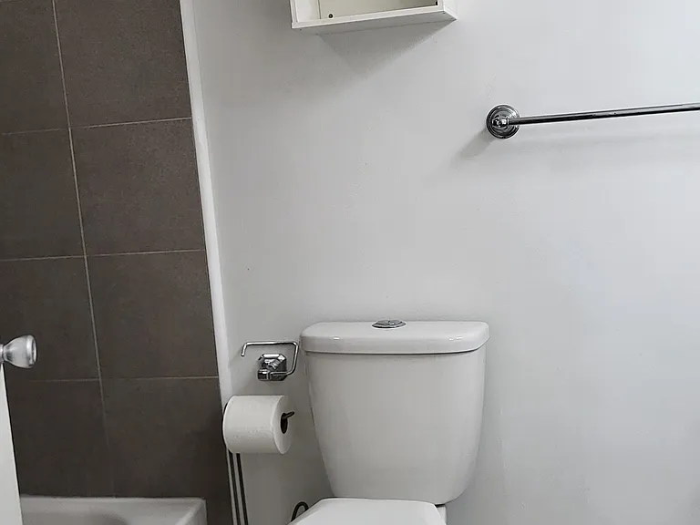 37435 Colonial Dr — Photo 9