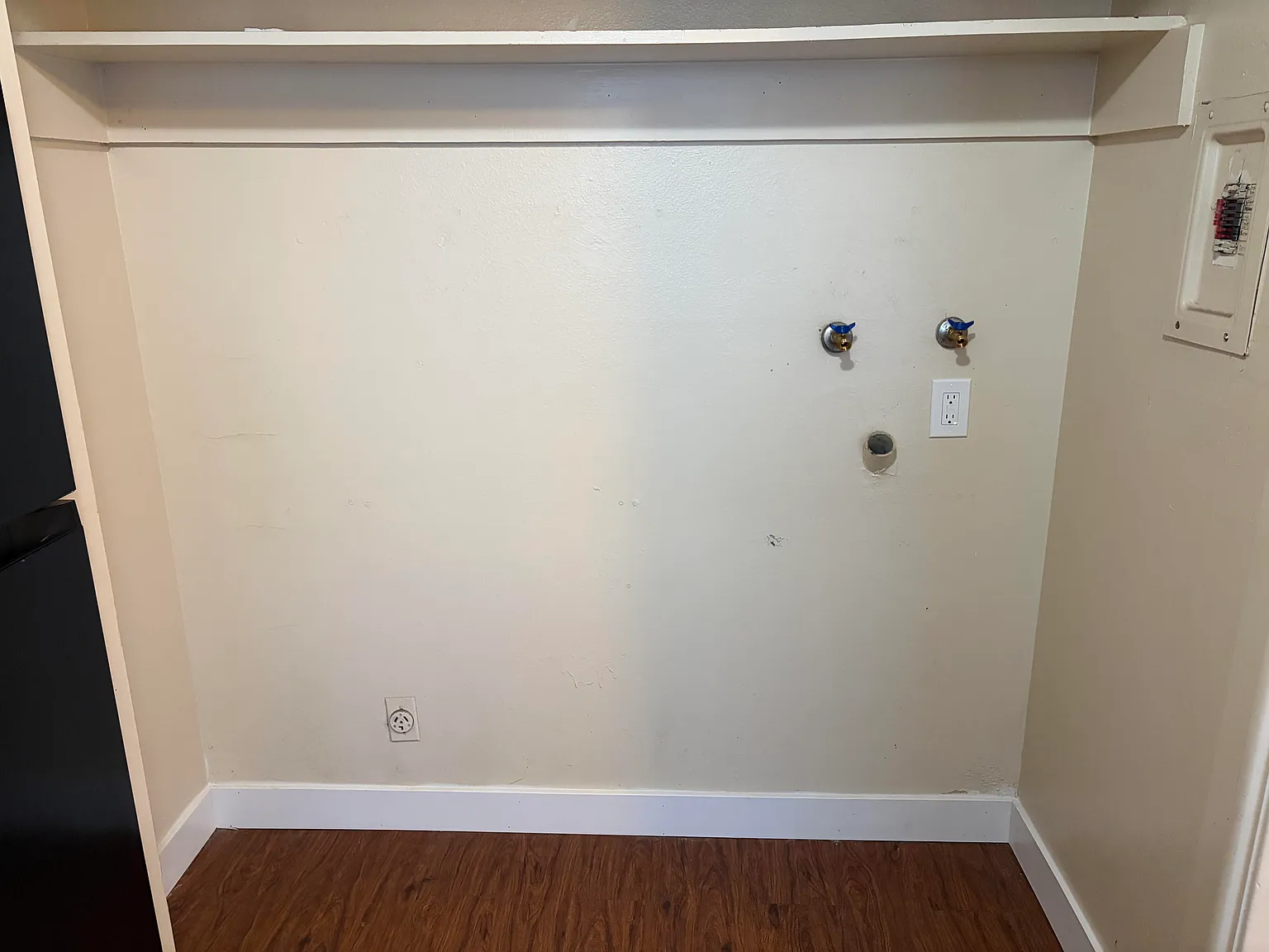 2 bed, 750 sqft, $1,600 — Photo 4