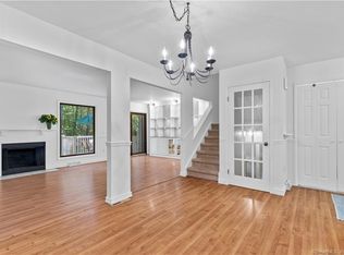 42 Currier Way #42, Cheshire, CT 06410