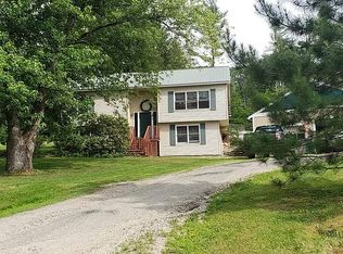 19 Overpass Rd, Chester, VT 05143