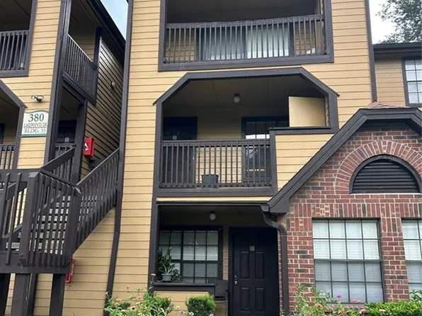 380 Lakepointe Dr Unit 202, Altamonte Springs, FL 32701
