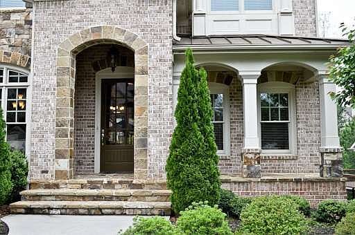 2nd image of 106 Fernwood Dr