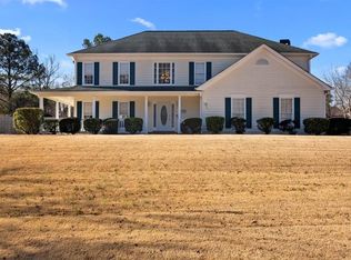 2785 Hunters Pond Ln, Snellville, GA 30078