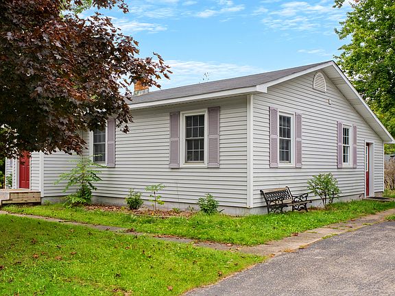 3rd image of 1084 Scheuner Dr