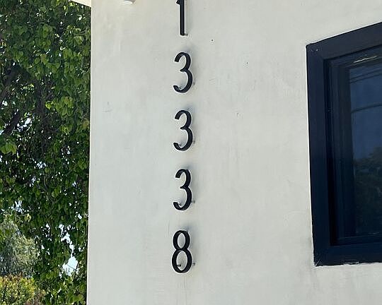 5th image of 13338 Magnolia Blvd