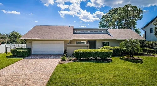 1750 74th Cir NE Photo 1