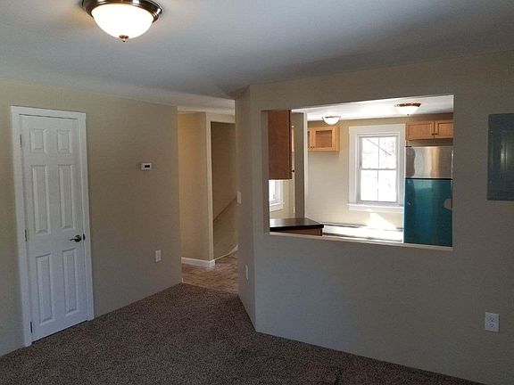 5th image of 15 Monson Pl #C