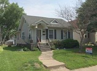 624 E Dover Ct, Davenport, IA