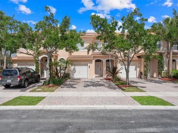 2736 SW 84th Ter #102, Hollywood, FL 33025