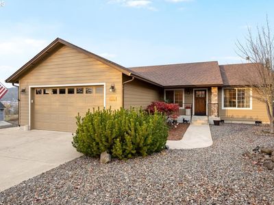 635 Valley Vista St, Sutherlin, OR, 97479