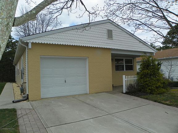 4th image of 143 Santiago Dr