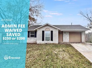 5214 Fairgreen Ln, Houston, TX 77048