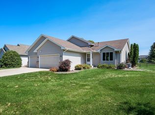 15792 Cardinal Cir, Rosemount, MN 55068