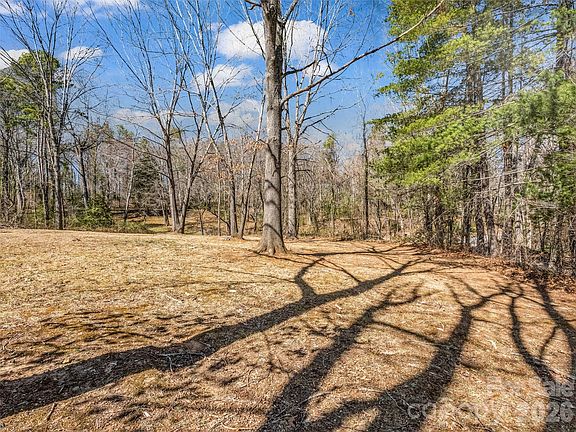 3rd image of 156 Warren Wilson Rd