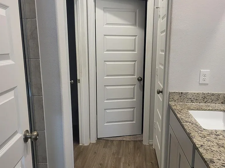 5731 Fresh View Ct — Photo 7