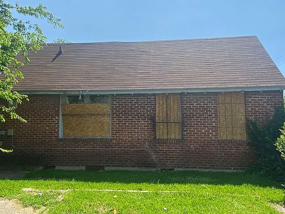 5th image of 865 N Evergreen St