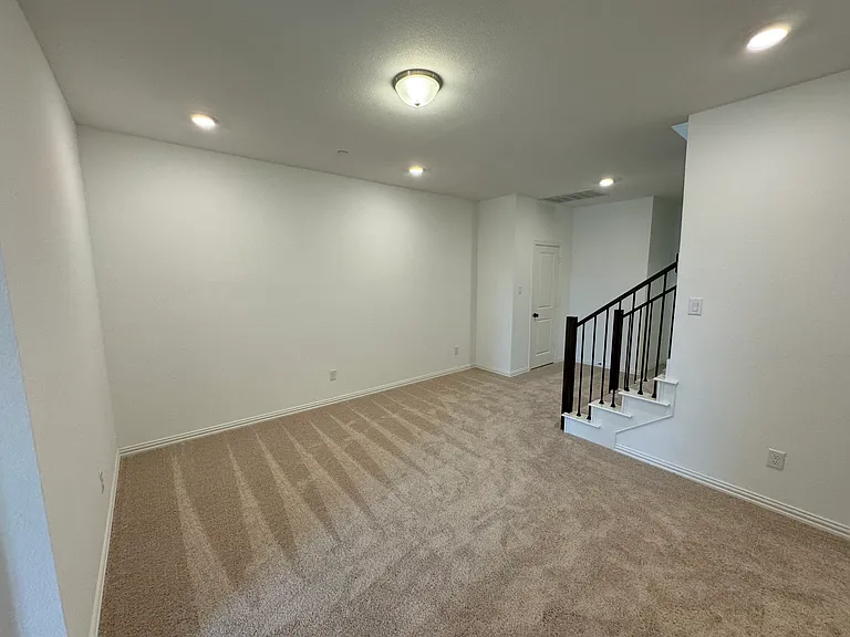 1278 Daybreak Dr — Photo 19