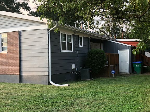 Back (Private porch)