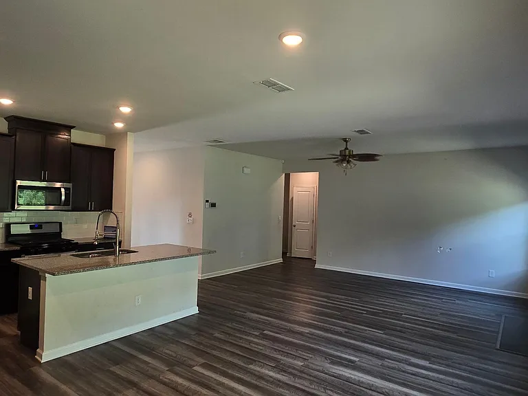 376 Bowfin Trl — Photo 5