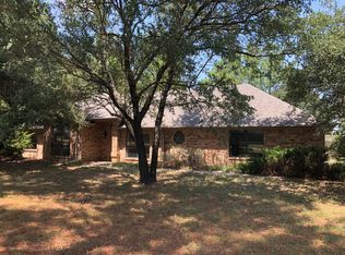 3721 Northcrest Dr, Cleburne, TX 76031