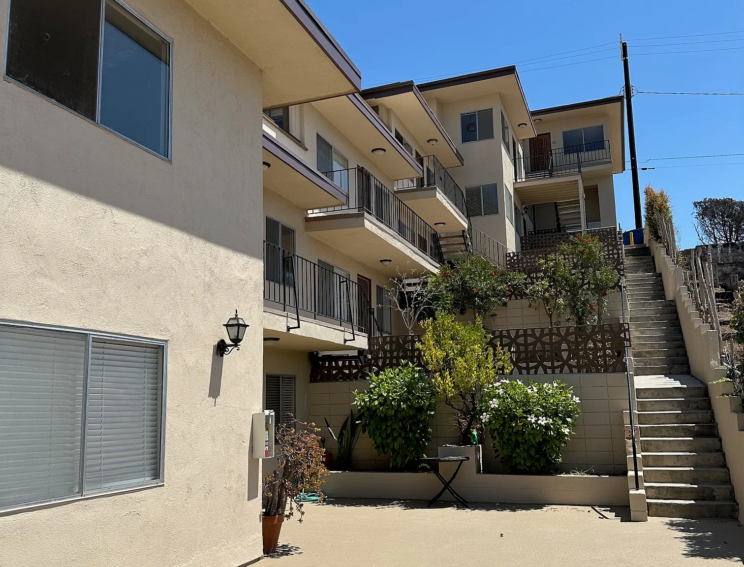 1 bed, 558 sqft, $2,750 — Photo 2
