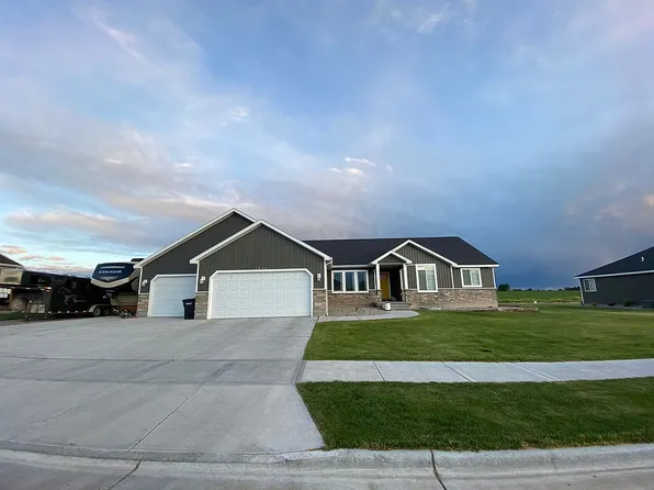 3890 E Hazelwood Way, Ammon, ID 83406
