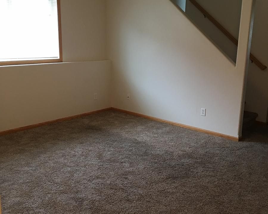 2nd image of 1121 39th Ave S