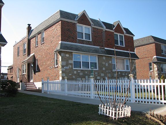 Fenced Front Yard