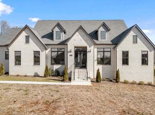 1014 Herbert Dr, Greenback, TN 37742