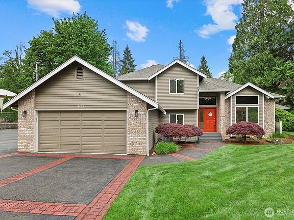 2nd image of 17425 Snohomish Avenue