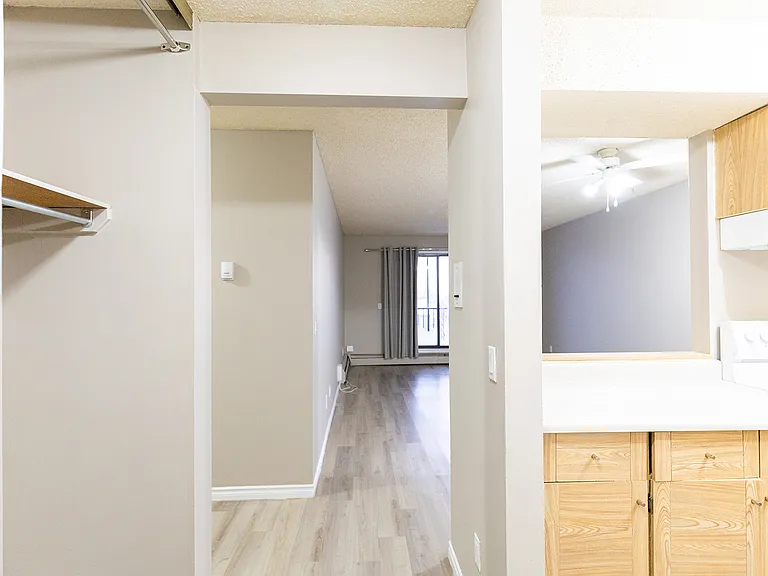 360 Falshire Dr NE — Photo 12