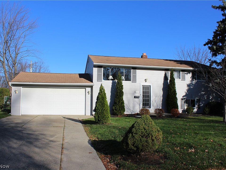 1st image of 36673 Lakehurst Dr
