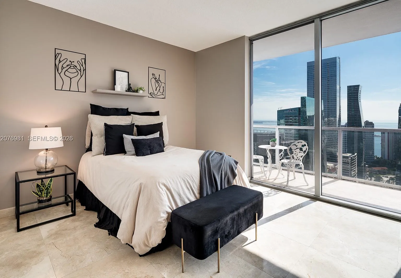 1060 Brickell Condo — Photo 1