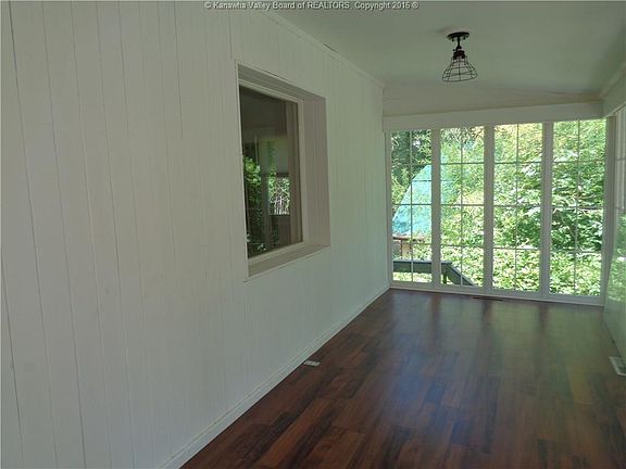 5th image of 137 Lake Shore Dr