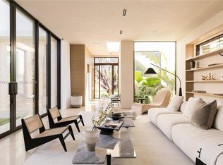 4354 N Michigan Ave, Miami Beach, FL 33140