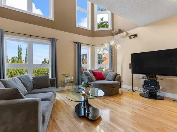 1515 N 21st Ave SW, Calgary, AB T2T 0M8