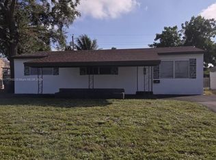 6720 Meade St, Hollywood, FL 33024