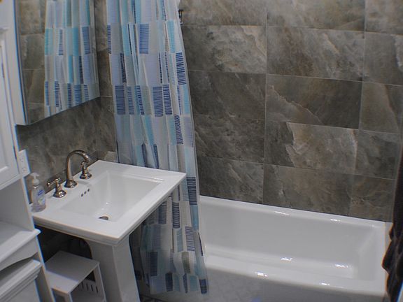 4th image of 1756 Seminole Ave Floor 2