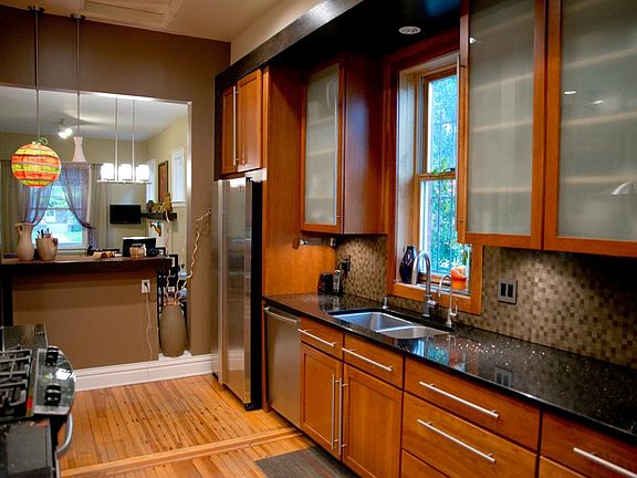 Kitchen 01