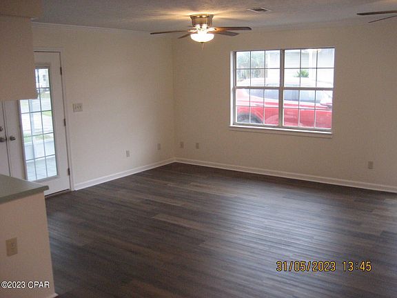 4th image of 317 Gulf View Dr