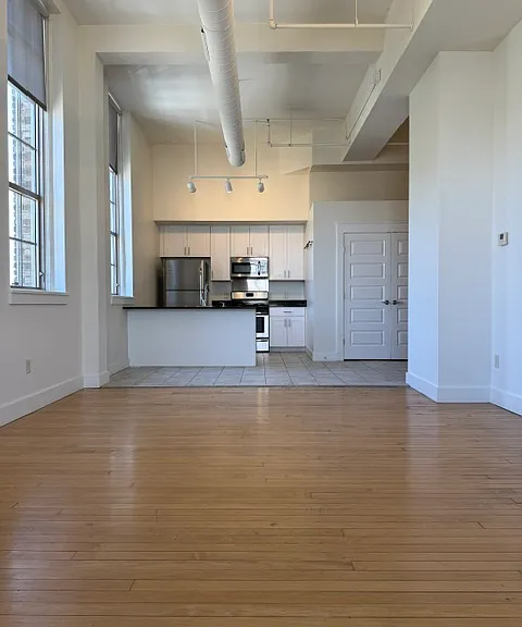 42 S Washington St #404 — Photo 2