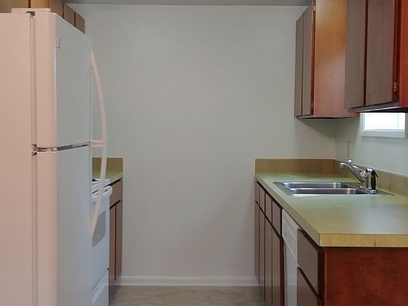 4th image of 131 W Sussex Ave APT 8