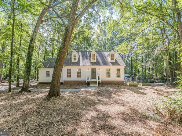2400 Centerville Rosebud Rd, Loganville, GA 30052
